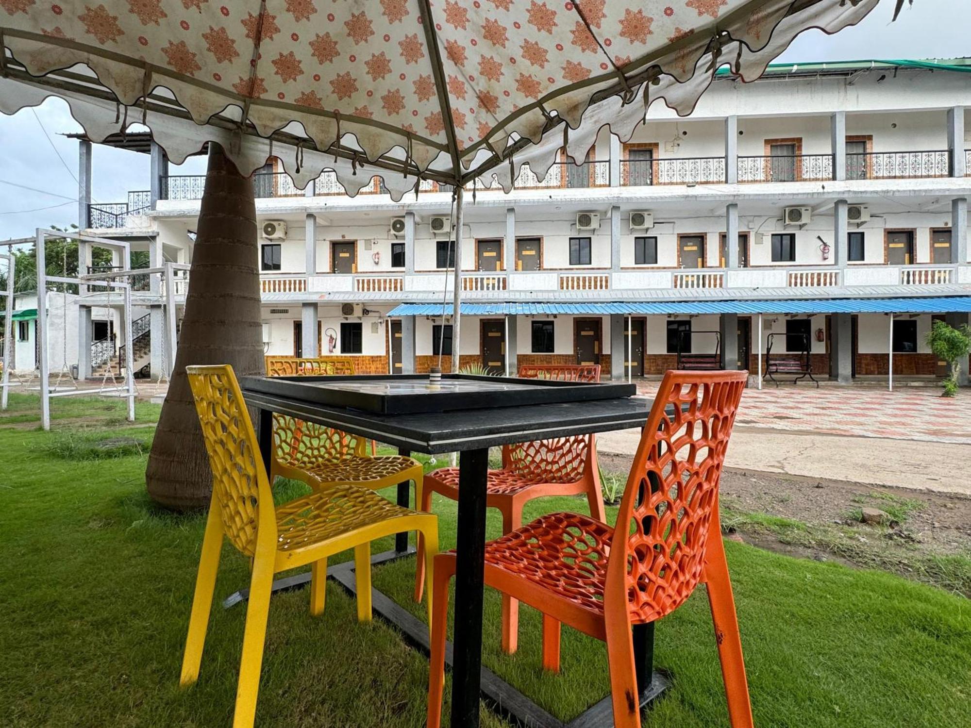 Vasant Vihar Resort Kevadia Extérieur photo